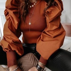 “Shalewa” Ribbed Puff Sleeved Blouse